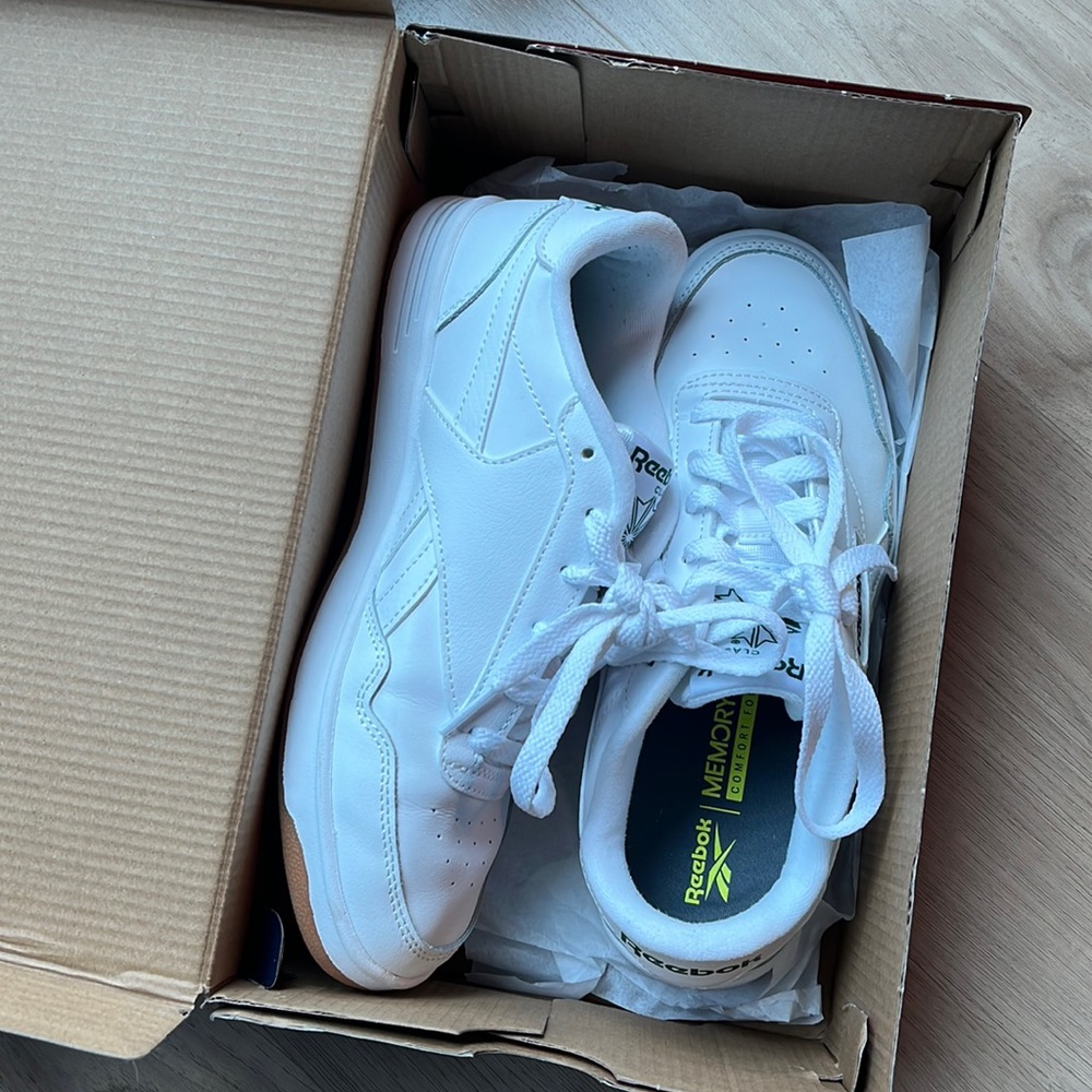 Reebok sneaker